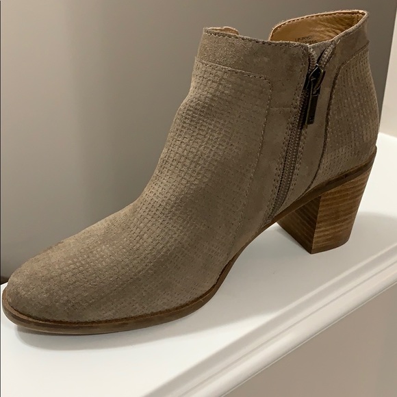 lucky brand ponic